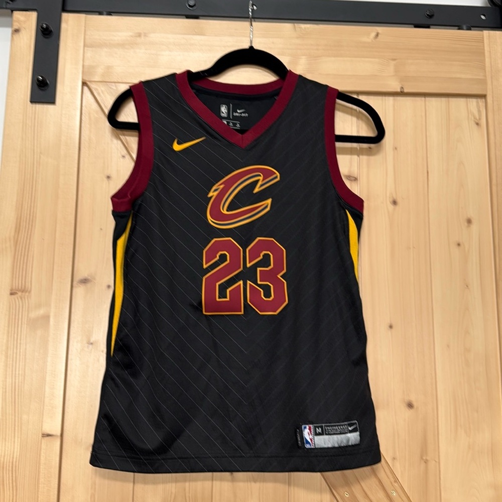 LeBron James NBA Nike M sz 16/12  Jersey 23